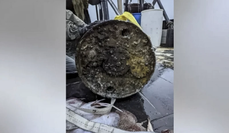 美国河流中打捞出金属物体，其内部发现核动力系统的物质