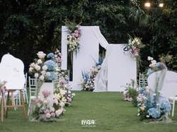 皇袍加身还是红毯铺路？探秘中外婚礼仪式的千年变迁