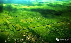 草原丝路：驼铃与文明的交汇处