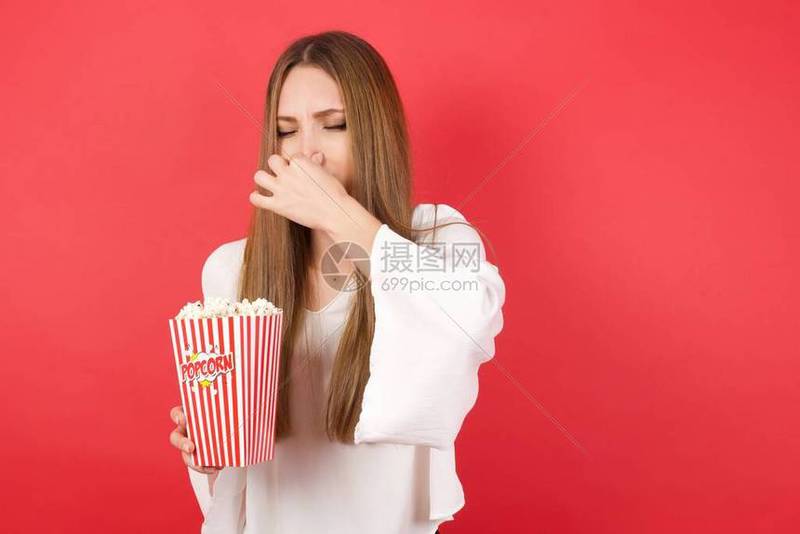 我闻到了厨房里不该有的味道