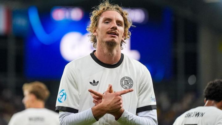 马六甲特拉维斯·沃尔顿真相｜穿越时空的谜团与传说