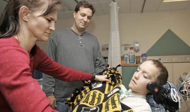 行走在火药桶上的日常:以色列,一场漫长的濒死体验 行走在火药桶上的日常:以色列,一场漫长的濒死体验