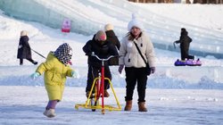 在湖泊迷宫中寻找雪人的足迹？