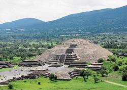 神秘的太阳石与帝国的荣耀：阿兹特克文明的辉煌与悲剧