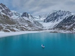 雪山天坑无名合照—梦与现实的交织