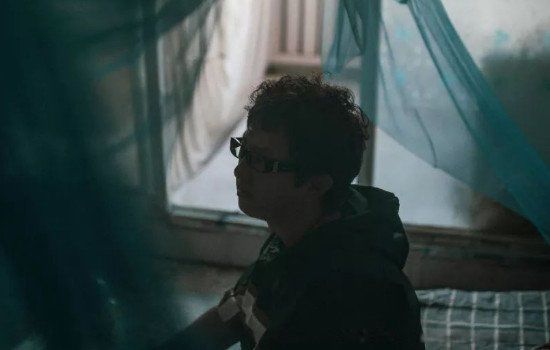 那个雨夜，我听完了张震的全部故事…