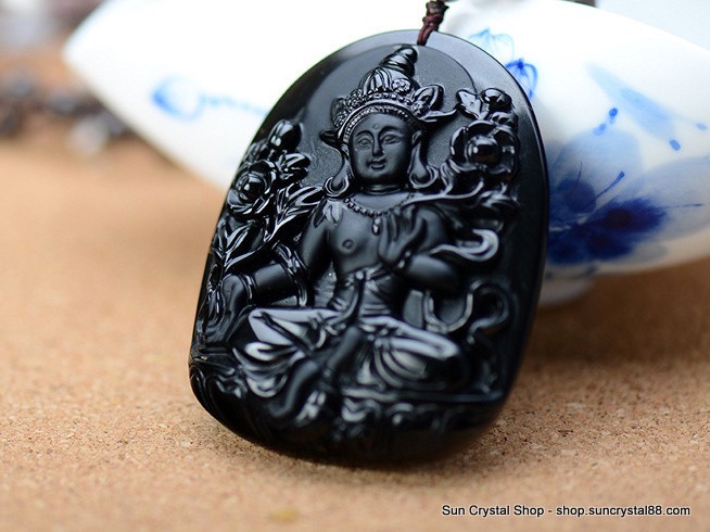 黑曜石碑上的符号|历史与现代的对话 黑曜石碑上的符号|历史与现代的对话