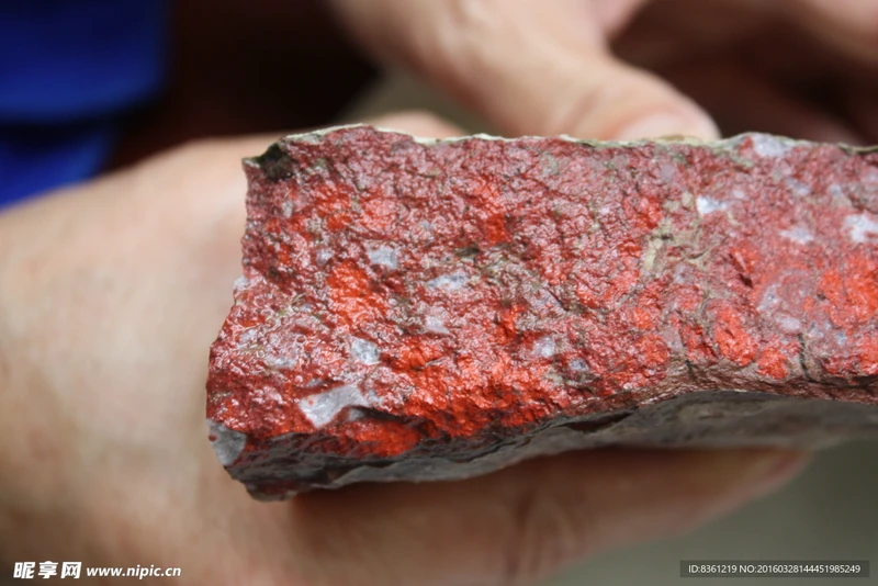 神农架红雾磁性石丨大自然的奇珍异宝