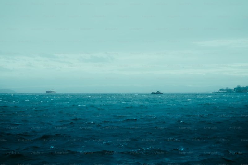 大西洋深处的古老诅咒·关于