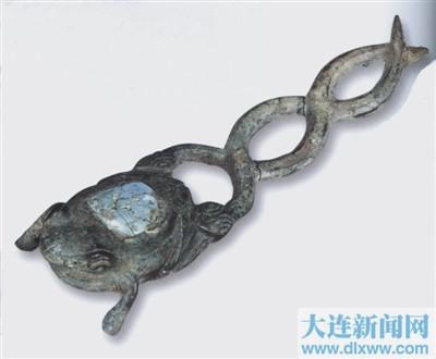 印加遗址里的“蛇眼”密码—那些发光的石刻纹路到底藏着什么？