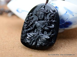 黑曜石碑上的符号｜历史与现代的对话