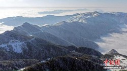 神农架的"冰雪精灵"——麒麟冰川的奇妙世界