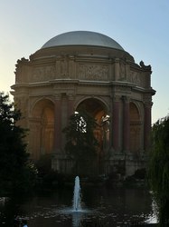 加州—揭秘大众催眠现象背后的真相