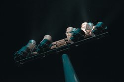 高加索的宇宙飞船丨一段穿越时空的奇幻旅程