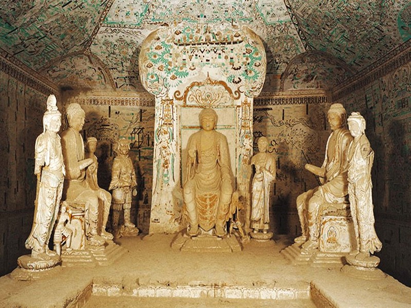 在峡湾的沙粒里，我看见了时间的重复…