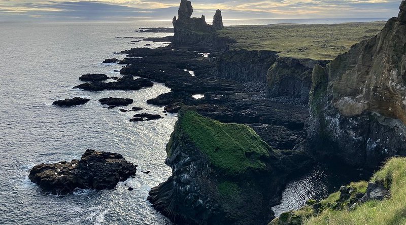 海底悬崖上的六芒刻印·低频嗡鸣之谜