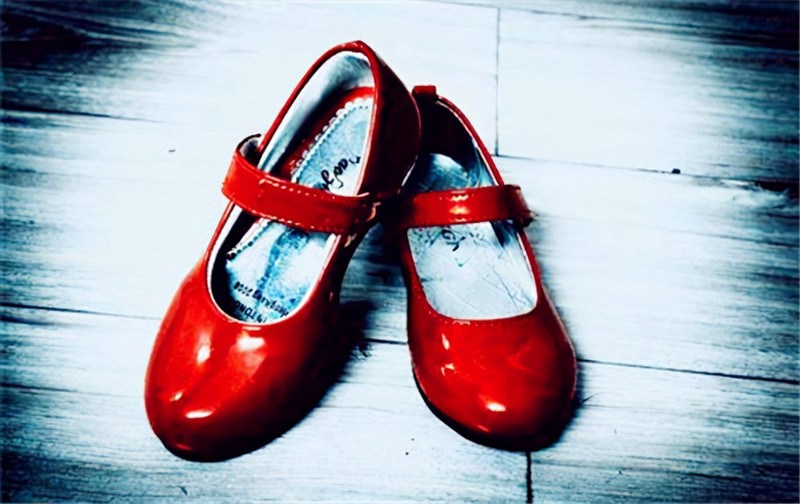 红舞鞋—暗夜之下的舞者之魂