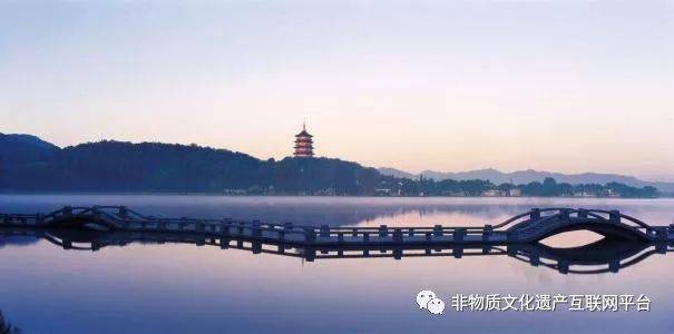 西湖龙女与断桥相会… 西湖龙女与断桥相会…