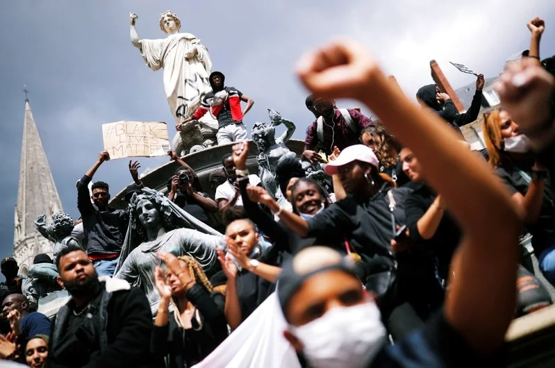 探索黑暗印度洋的神秘生物—人马