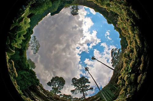 岩石巨人深渊丨地球深处的神秘世界 岩石巨人深渊丨地球深处的神秘世界