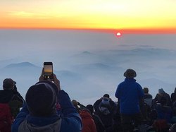 在富士山脚的清晨，我终于听懂了风的声音…