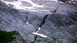 在时间的低语中，寻找高加索的秘密…