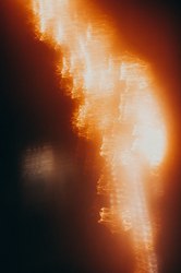 安第斯山脉的火之舞—火山与地热的自然交响