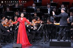 钟声循环纸人偶丨时光的另一种诠释