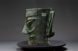 南极自转石青铜面具：文明的印记与自然的奇迹