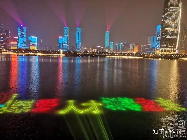 错过的地铁，错过的爱情…