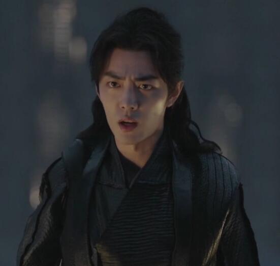 命运的对立丨比比东与千寻疾的较量