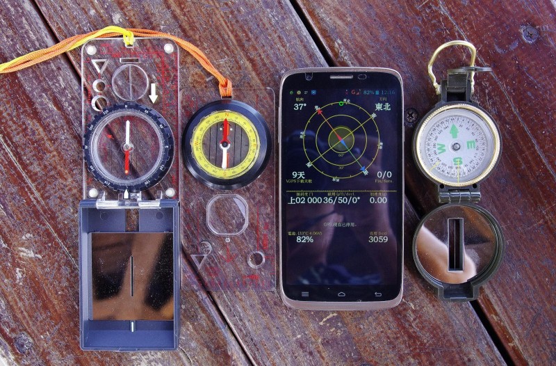 在透明世界里寻找自己的反向指南针！