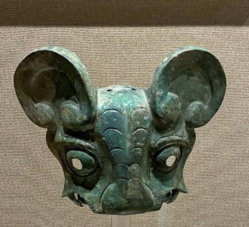 消失楼层青铜面具—那段被遗忘的历史碎片 消失楼层青铜面具—那段被遗忘的历史碎片