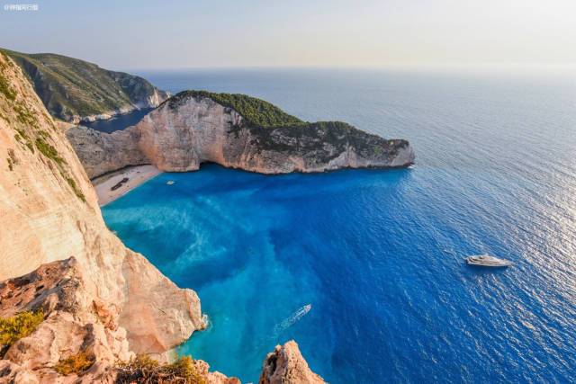 沉船之谜｜频率干扰与磁性石的秘密