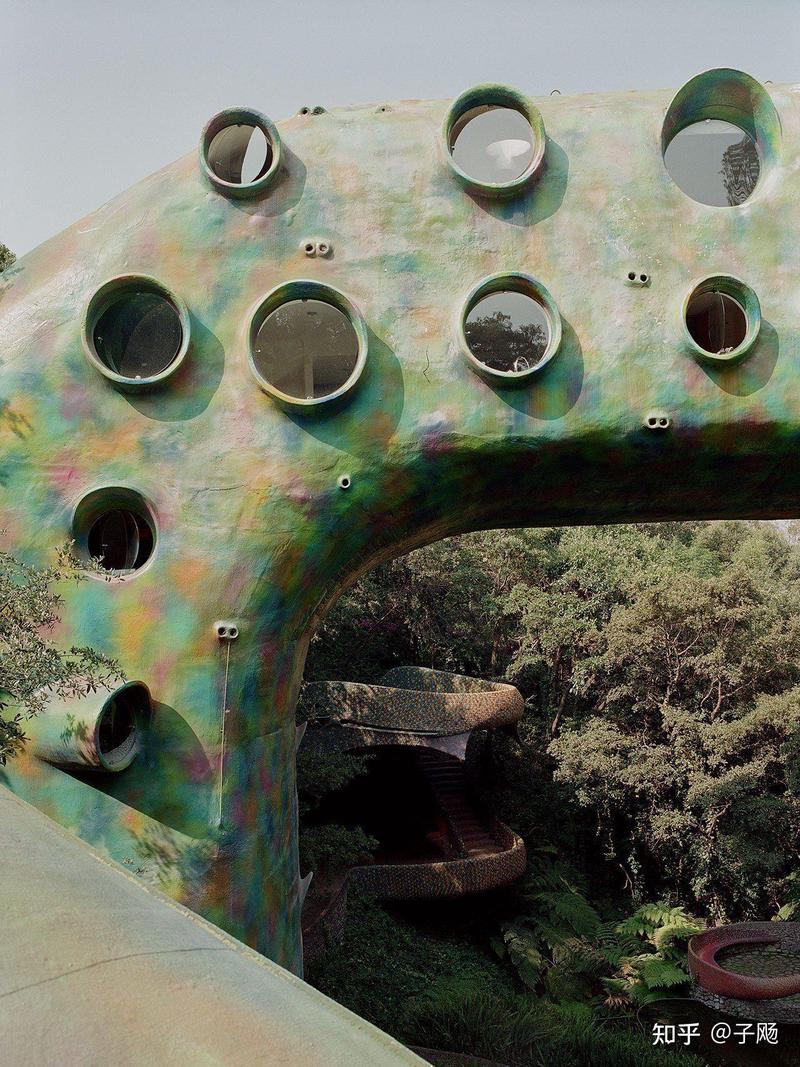 我住的楼里，第12层突然“没了”…