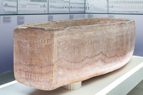 漂浮巨石玻璃棺｜一场视觉与心灵的双重震撼