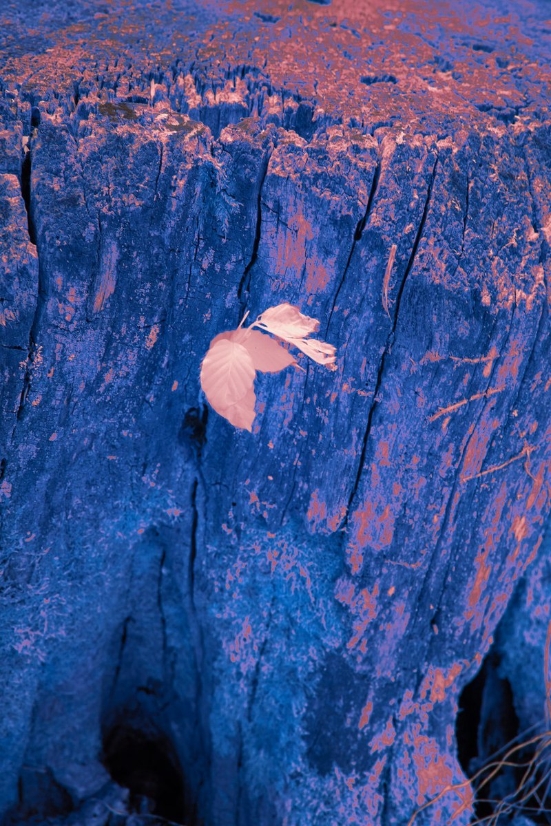 蓝洞漂浮巨石石球阵丨自然的奇迹还是人类的谜题？