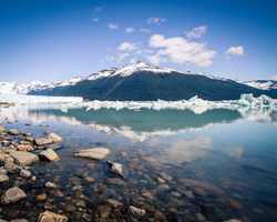 那场坠毁在安第斯雪山的航班丨19号，19条生命的悲剧与救赎