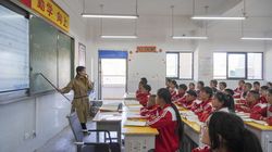 悬崖村的红雾气球，飘着飘着就碎了？