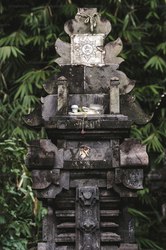 黑雾玛雅遗址中的神秘铜铃·文明的回响