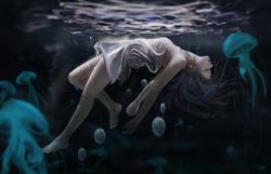 湖泊蛇发女妖梦境—科学揭秘神秘水世界的幻觉