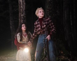 大西洋冰川狼人？别慌，这其实是冰川“狼”在“演戏”？