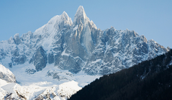 阿尔卑斯山丨自然与神秘的交响，平行宇宙的隐秘之门