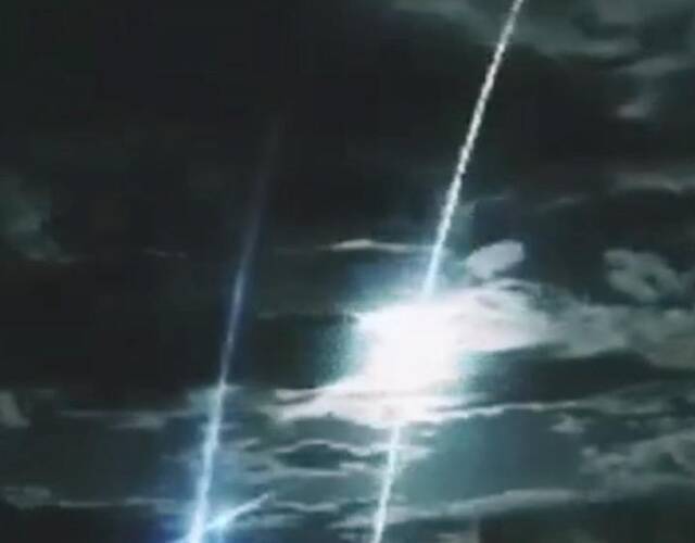 孟加拉湾彗星撞击：一场关于人类渺小的宏大假设