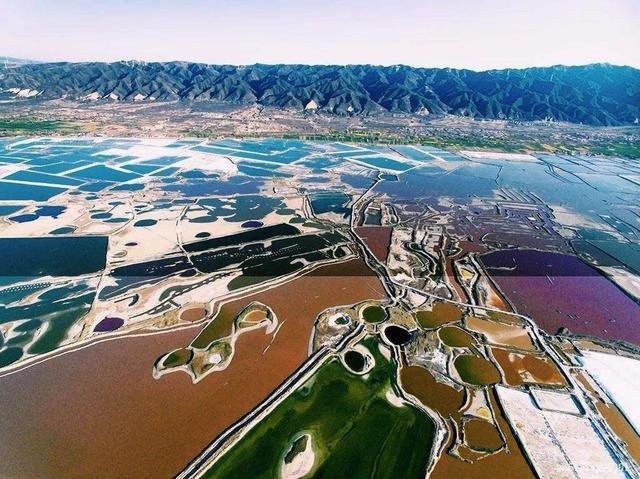 在死海边缘,我触摸到了时间的裂痕… 在死海边缘,我触摸到了时间的裂痕…