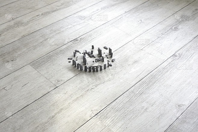 黑雾巨石阵透明立方·探索未知的神秘现象