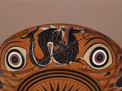 冰雪世界的神秘仪式丨探秘南极米诺陶的祭祀文化