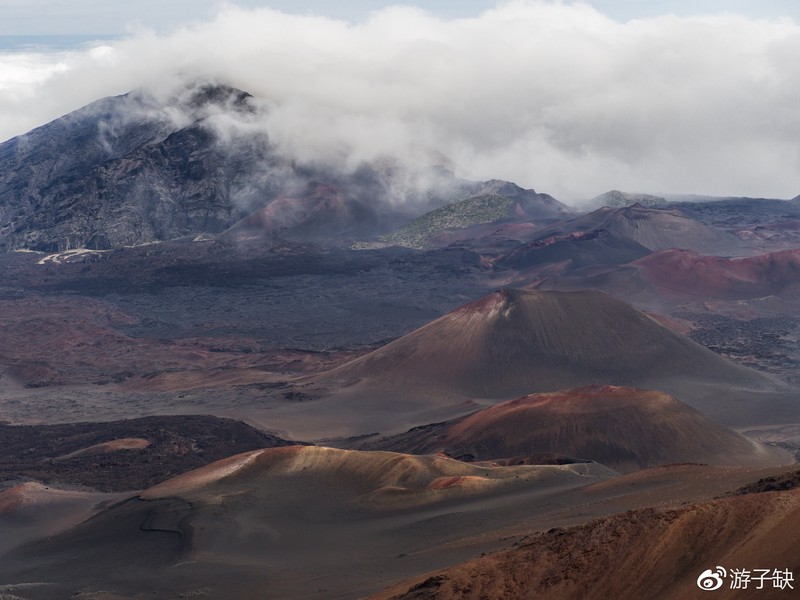 穿越时空的线索：卡拉哈里火星遗迹的神秘面纱