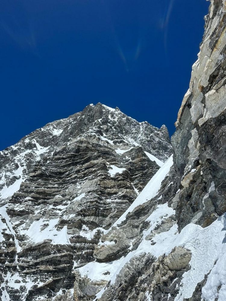 雪山深处的火山怒吼丨当克拉肯的传说遇见现实的烈焰