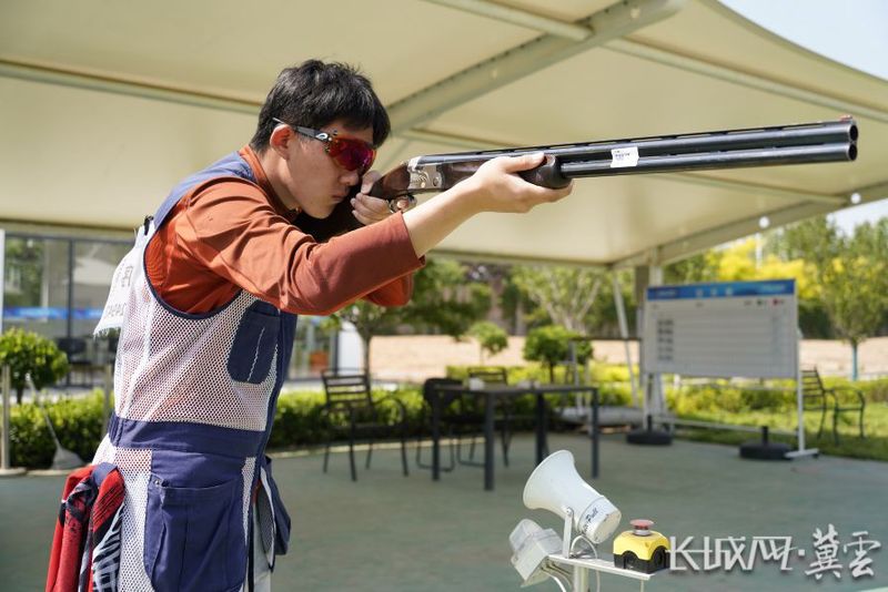 关岛丨太平洋上的神秘漩涡，飞碟真的会在这里着陆吗？